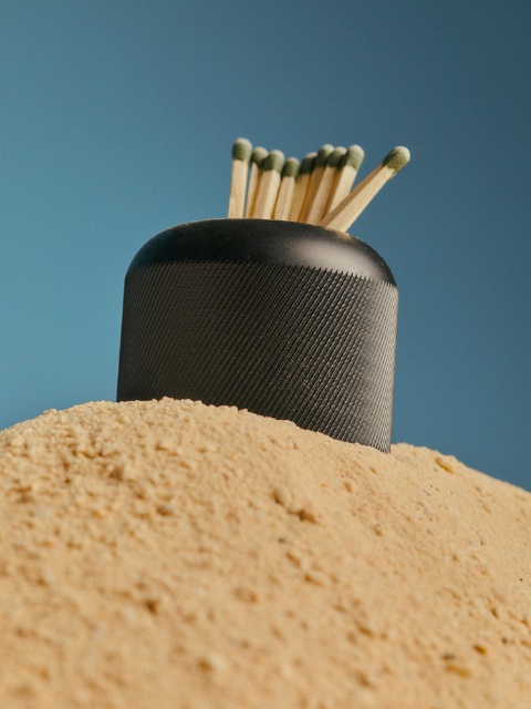 Contenitore in ghisa per fiammiferi "Elemér"