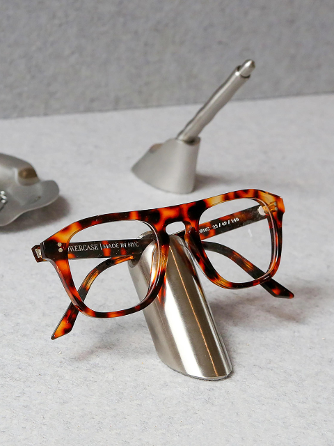 Portaocchiali in acciaio "Amit"