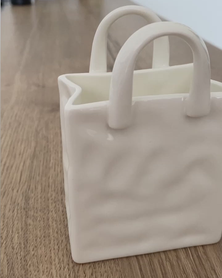 Vaso decorativo “Borsina” in porcellana